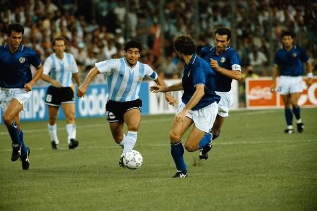 Dal mondiale di calcio «Italia ’90», la nostra azienda è al centro dell’attenzione globale grazie all’organizzazione di alcuni tra i più importanti e riusciti eventi italiani di sport, spettacolo e costume.